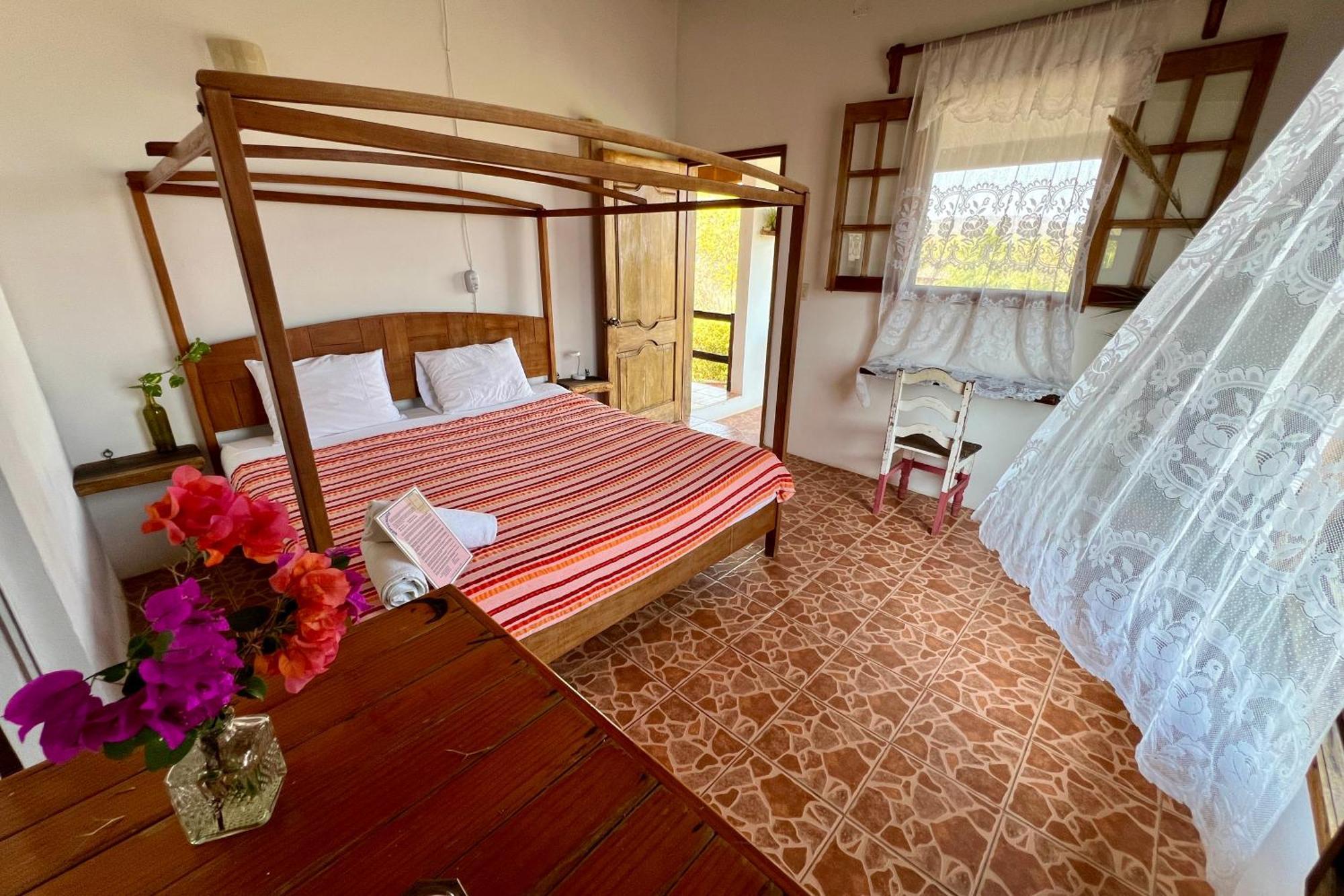 Отель Casa Azar Масунте Экстерьер фото
